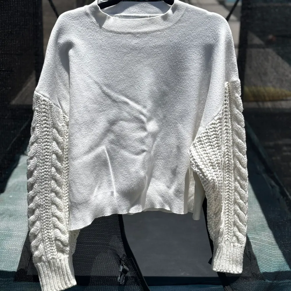 Zara Knit Sweater Women’s Medium Oversized Off-white Cream Cable Knit Sleeve - Image 10
