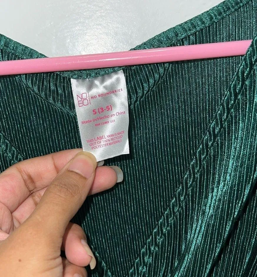 Emerald Green Plunge Neck Ribbed Top - Image 2