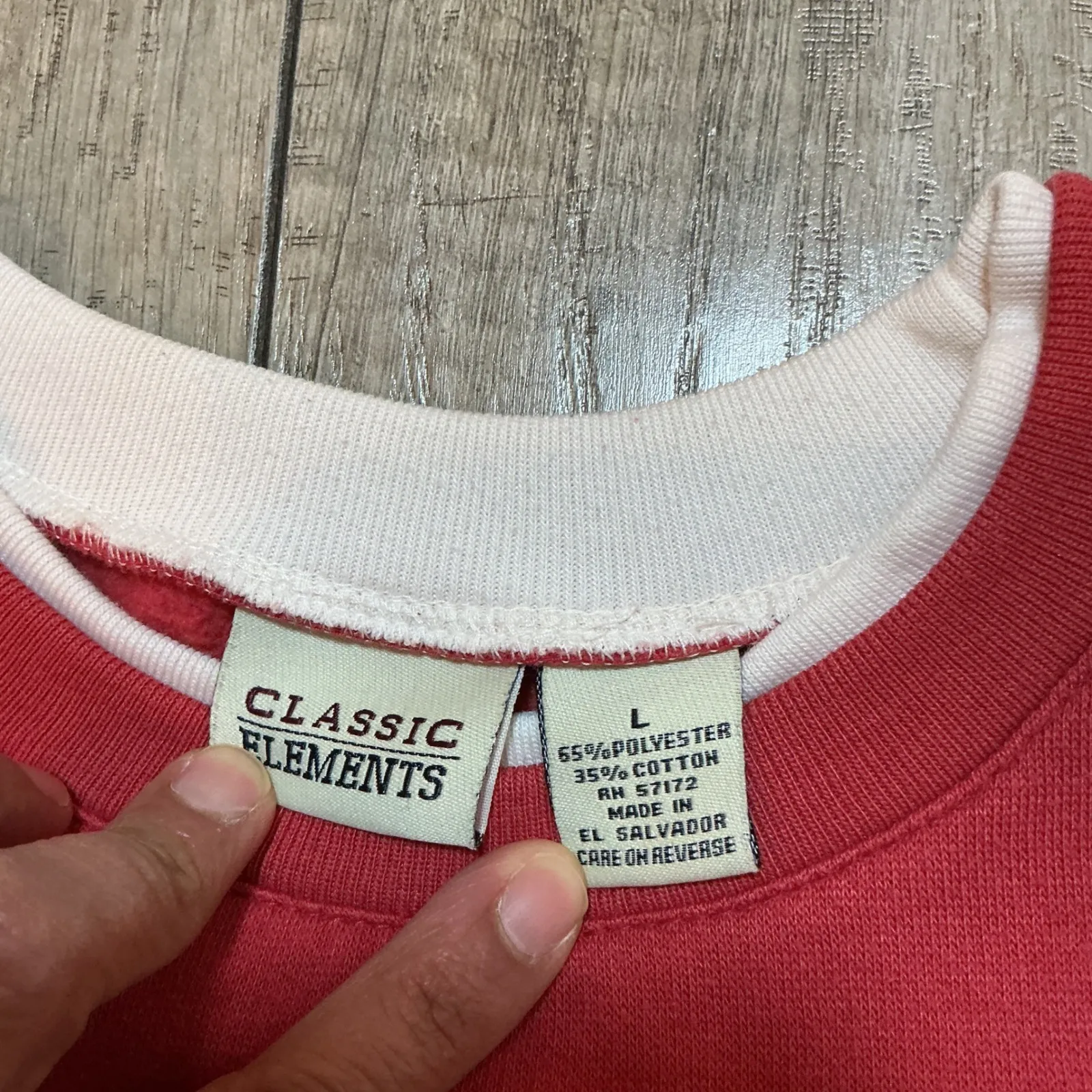 Vintage Classic Elements Cat Embroidered Crewneck Sweatshirt Red Large Holiday - Image 5