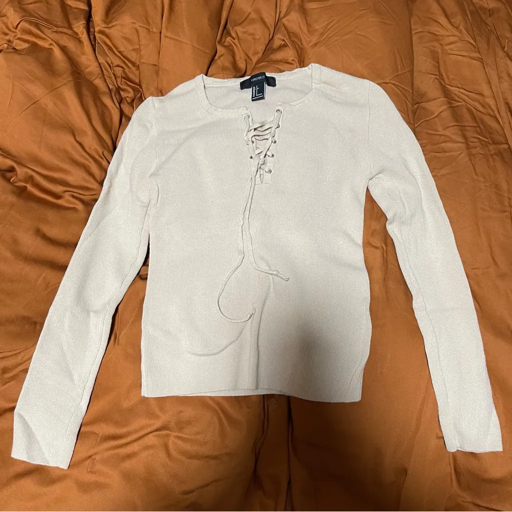 Forever 21 Criss Cross Lace Up Neckline Sweater Beige Size S - Image 3