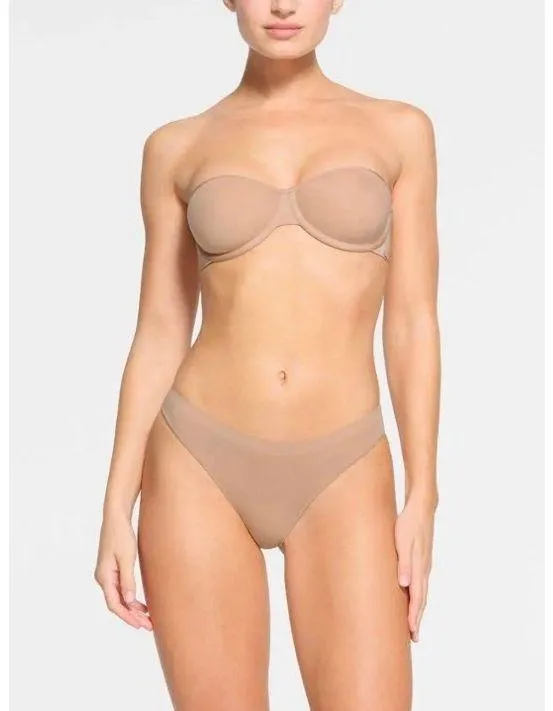 Strapless Weightless Bra 32D - Image 6