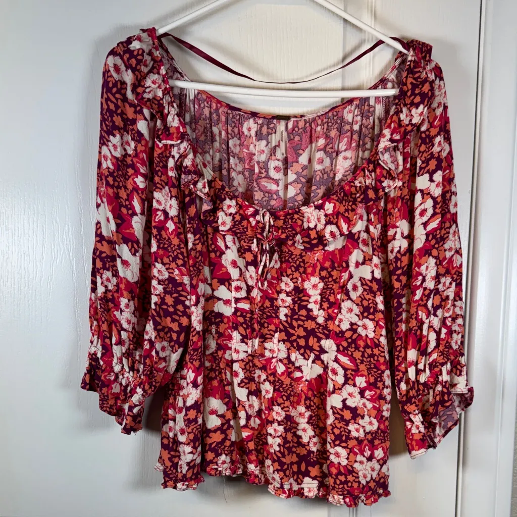 Free People Sweet Memories Floral Blouse Ruffle Smocked Bodice Size XL EUC #2054 - Image 5