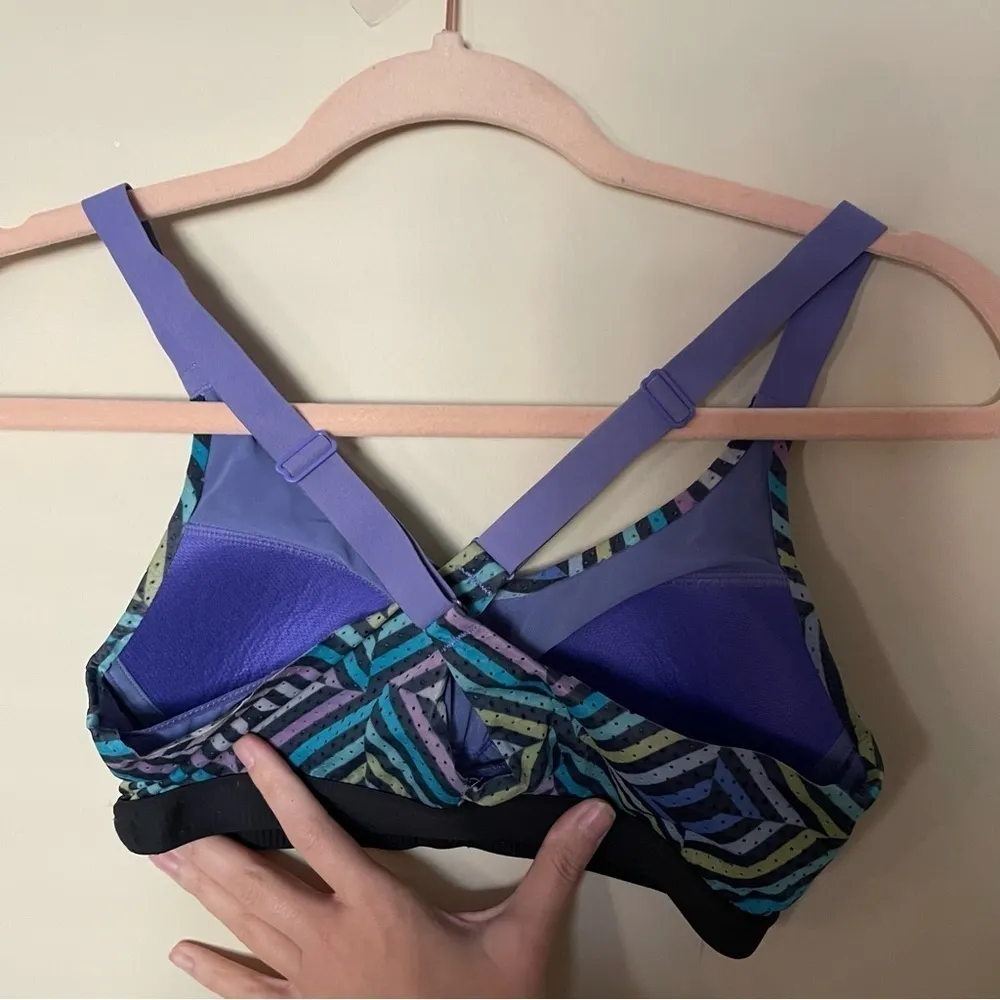 VS Sport Purple Print Sports Bra - Image 4
