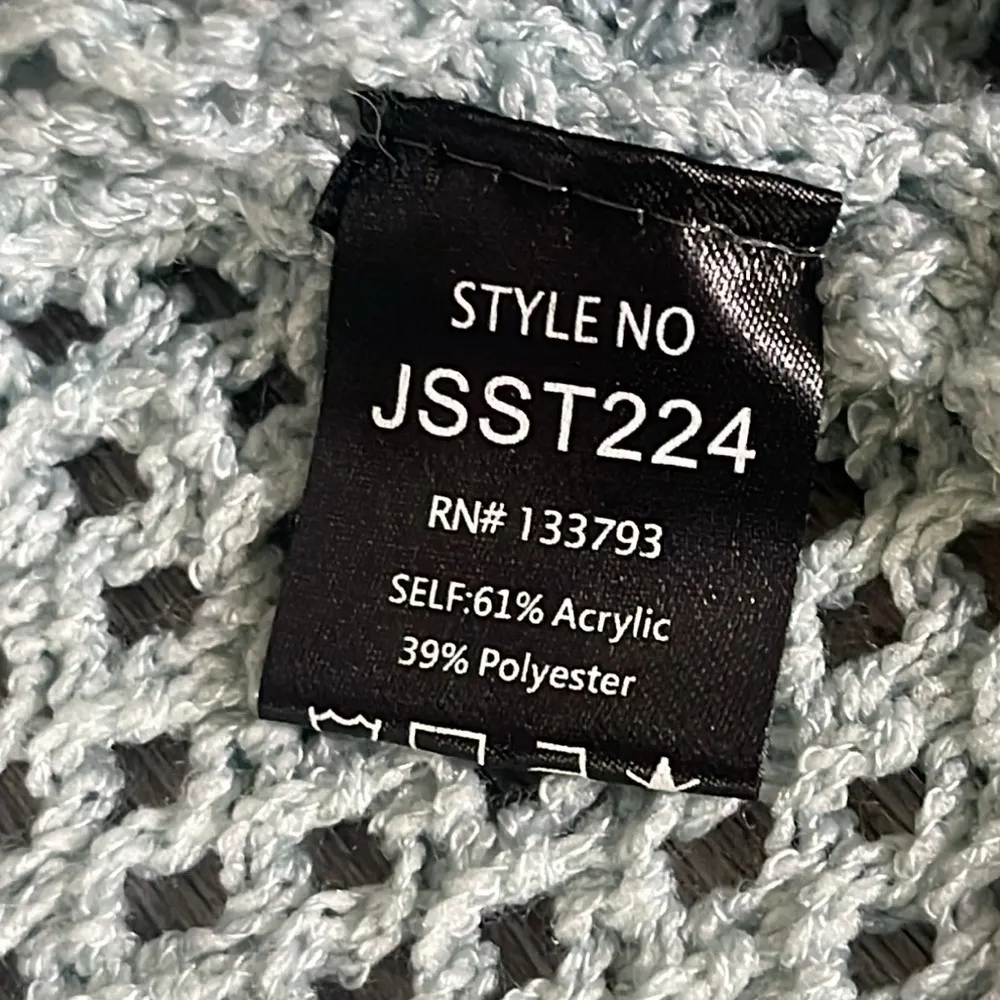 POL Cable Knit Pull Over/Beach Cover Up Size Small - Image 6