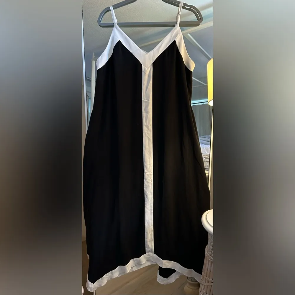 NEW Flowy Sleeveless Spaghetti Strap Elegant Wedding Party Maxi Dress L 12/14 - Image 4