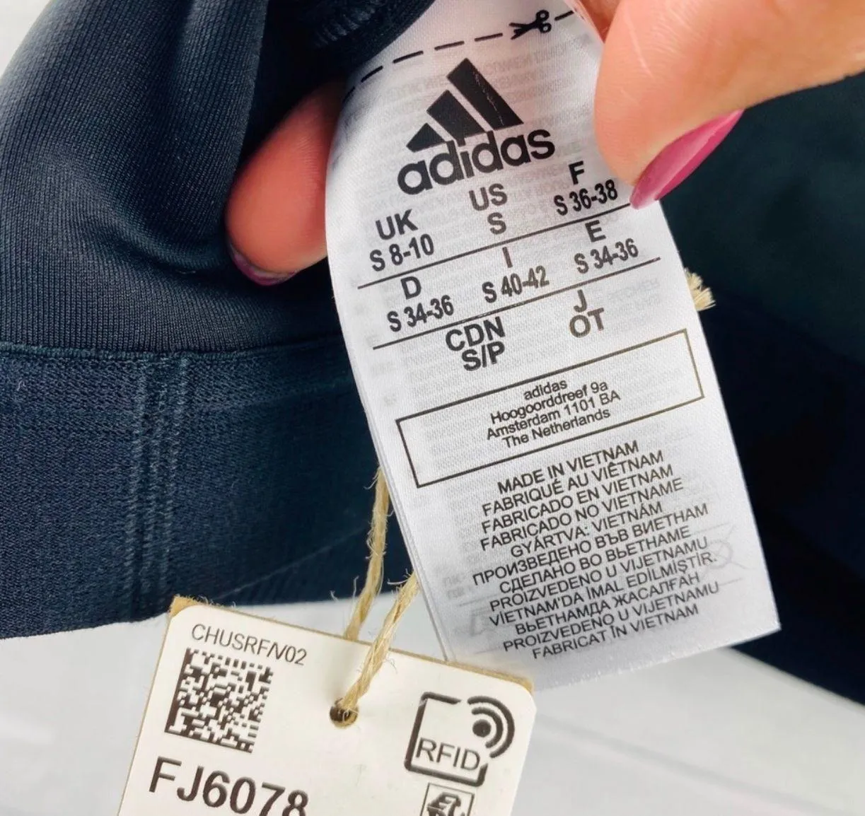 Black Sports Bra - Image 4