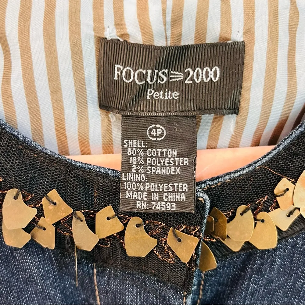 Focus 2000 Jean Jacket size 4 Petite - Image 7