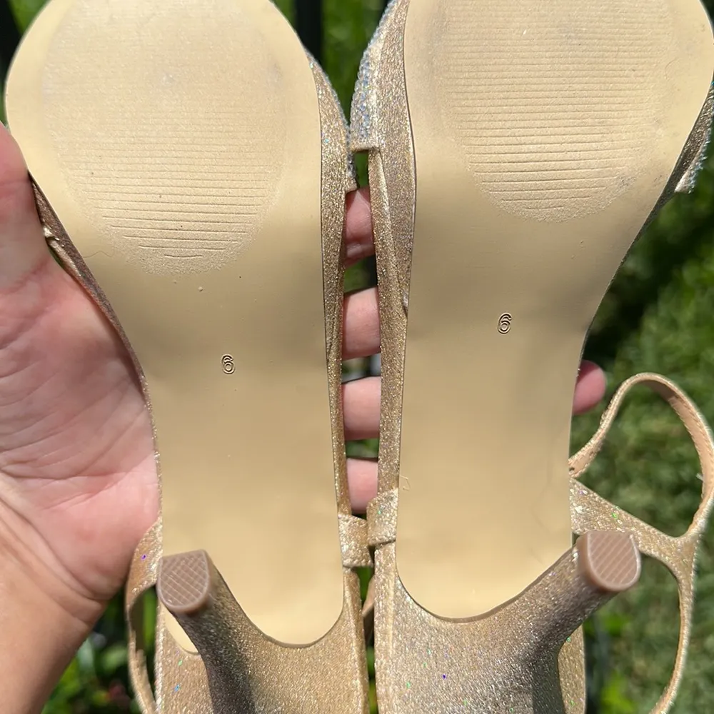 American Glamour gold sparkly  heels sz 6 - Image 11