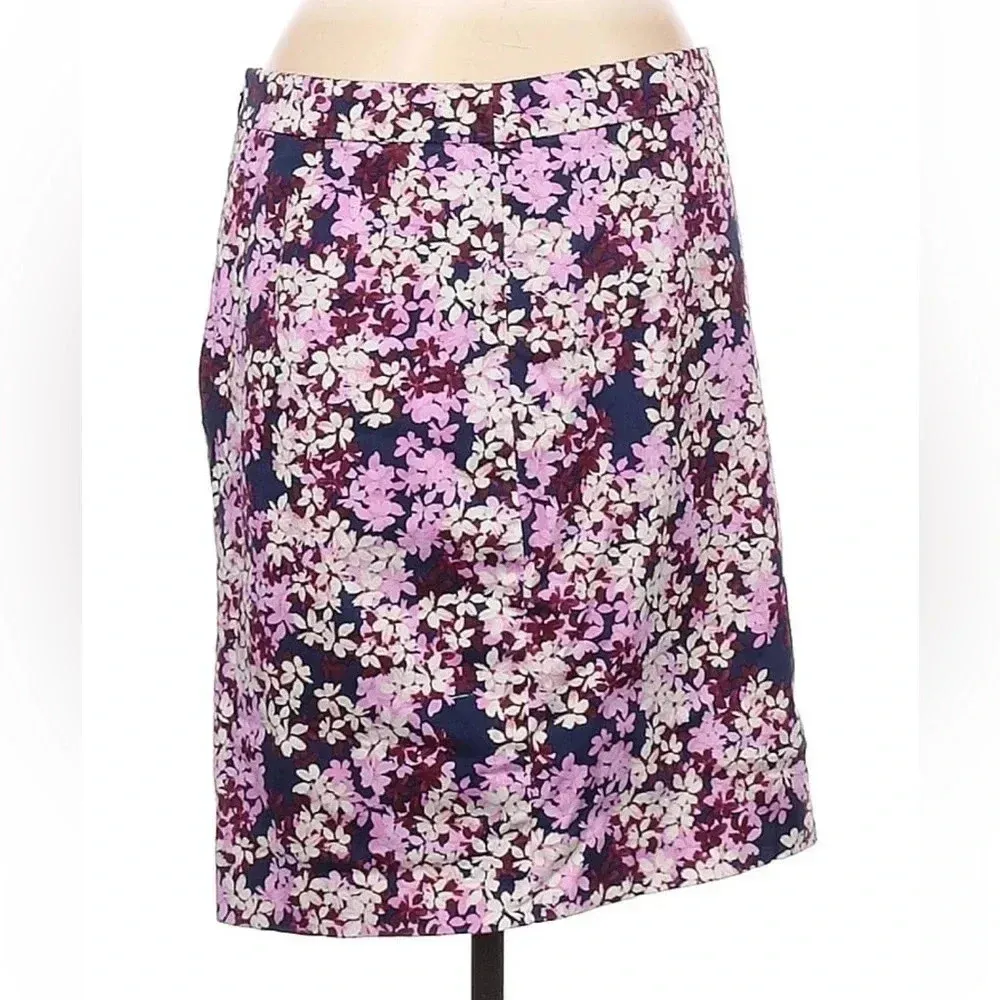 J. Crew | The Pencil Skirt Navy Pink Purple Floral Cotton Pencil Skirt Size 8 - Image 3