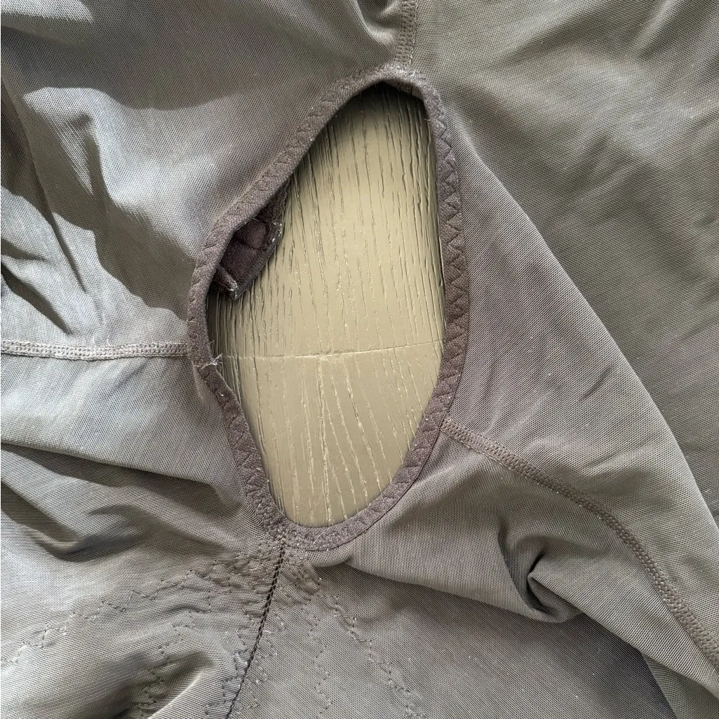 Design Veronique Zippered Full Body Girdle • Post - Image 7