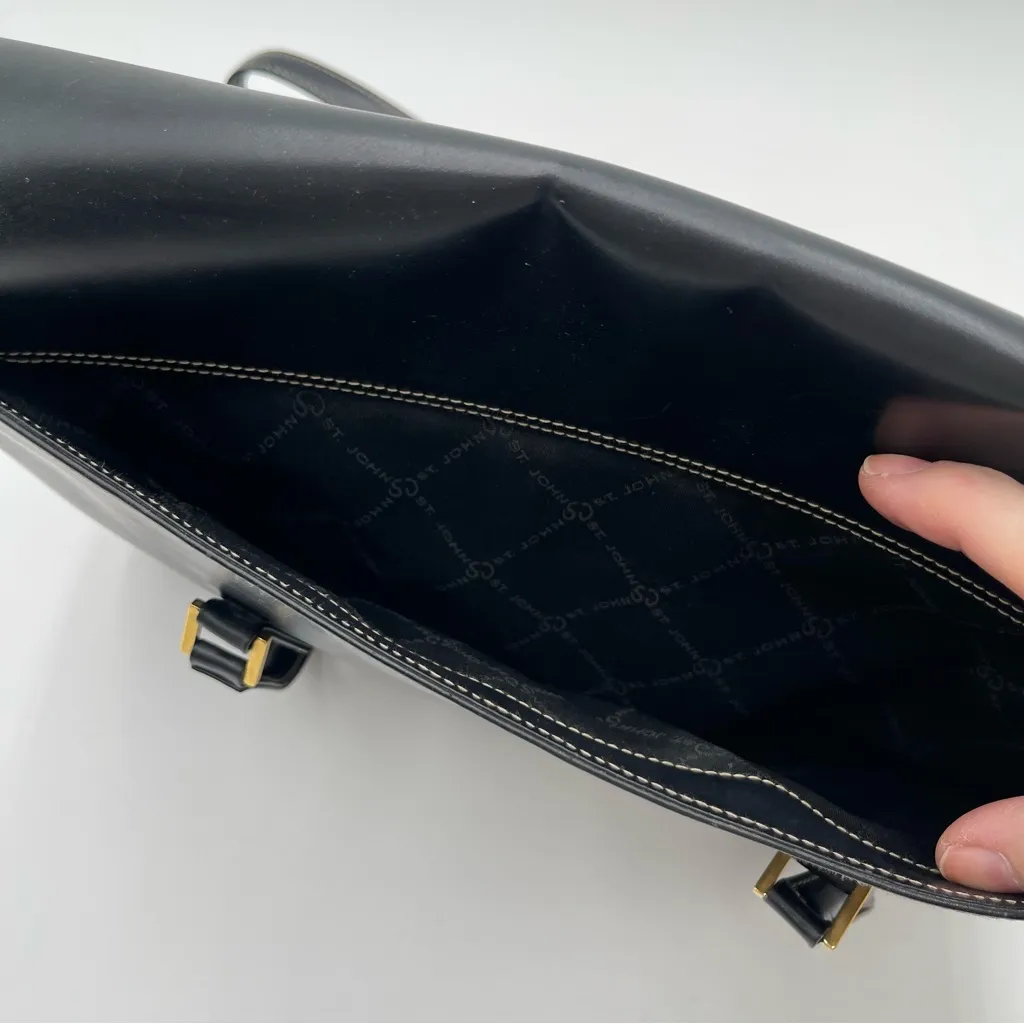 Vtg St. John Black Leather Shoulder Bag Purse Minimalist Gold Hardware Italy - Image 5