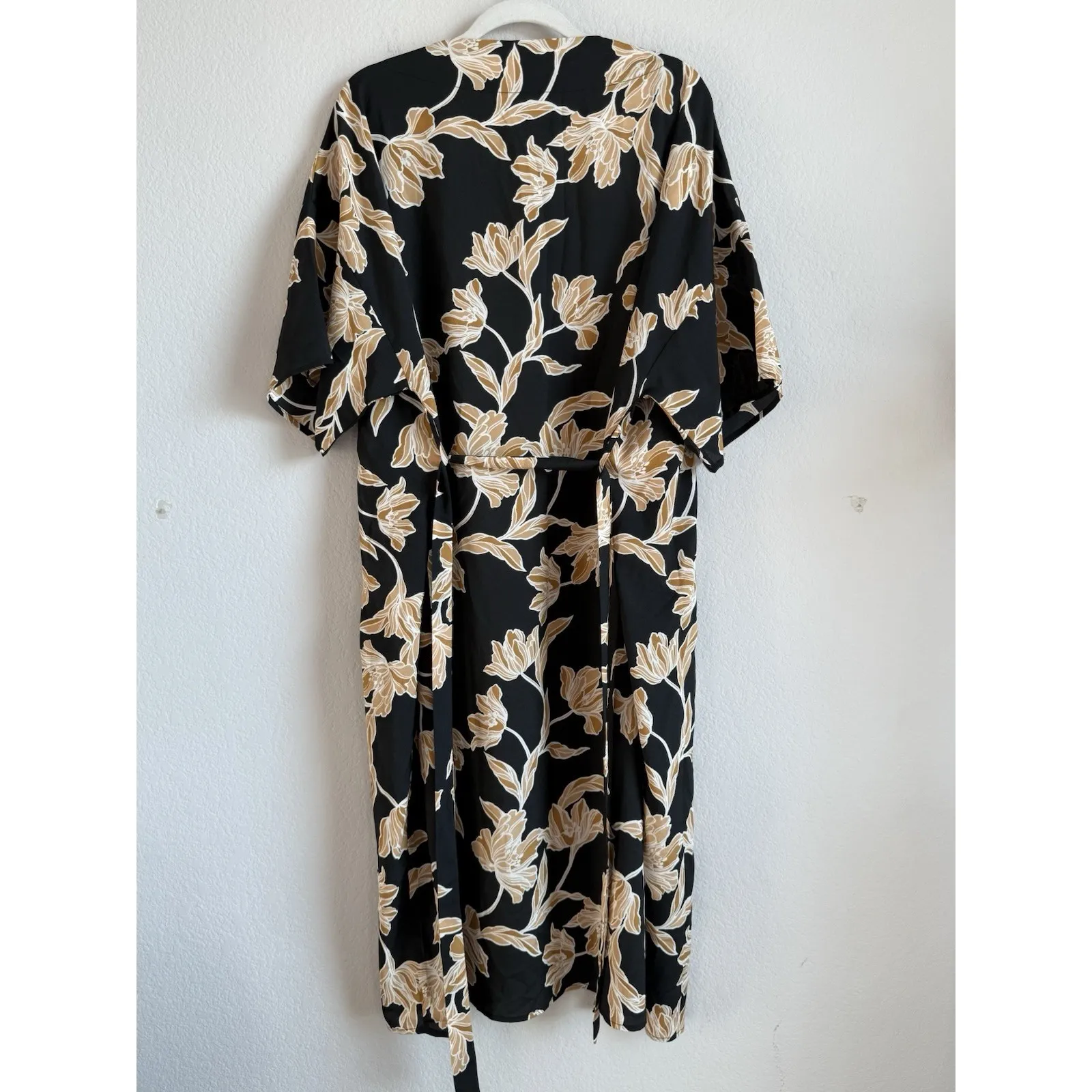 Maison Du Soir Anthropologie Selena Floral Kimono Robe Black Gold Women Size S/M Size M - Image 8