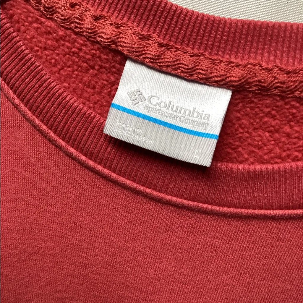 Columbia crew neck sweatshirt. Size Large - Image 6
