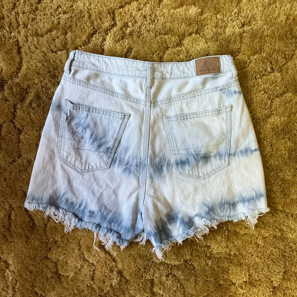 American Eagle Highest Rise Mom Shorts - Image 6