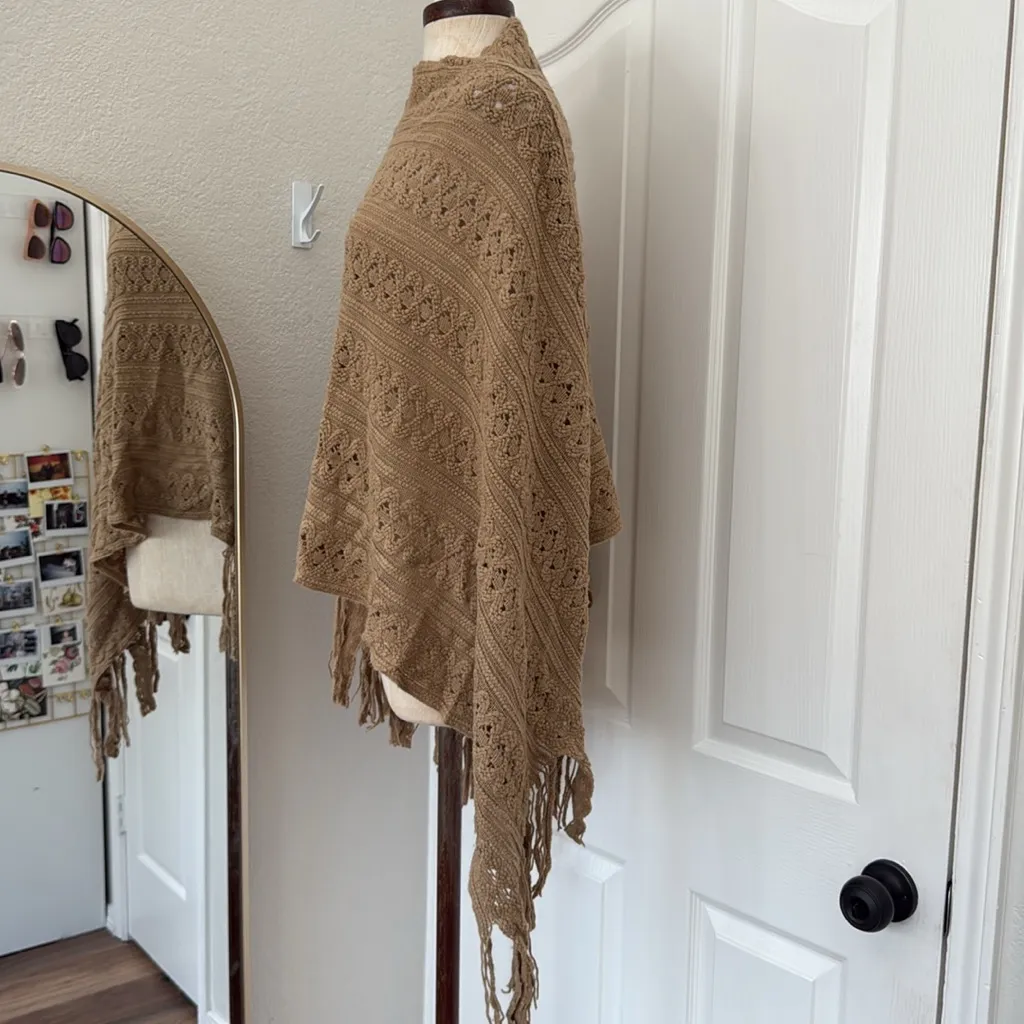 Cableknit fringe poncho Tan Size L - Image 9