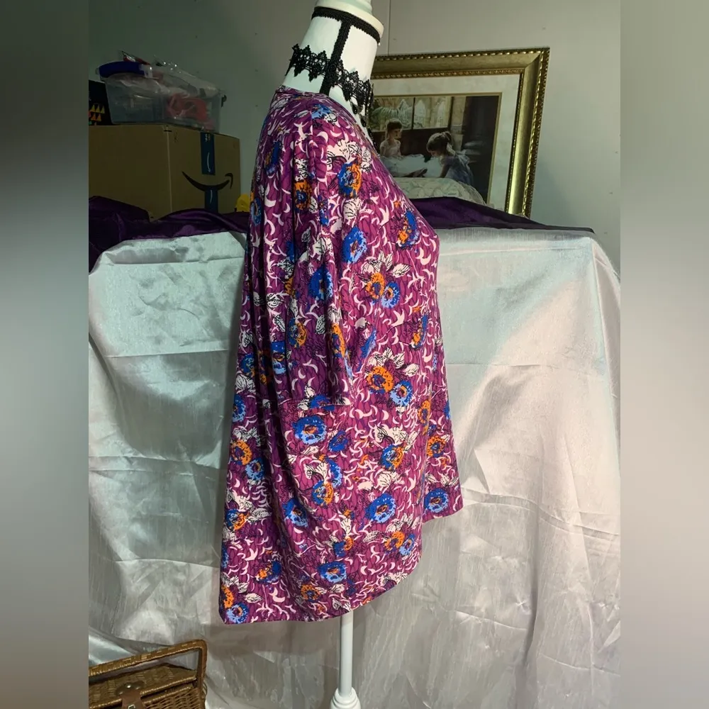 Lularoe Irma Purple Floral Top - Image 7