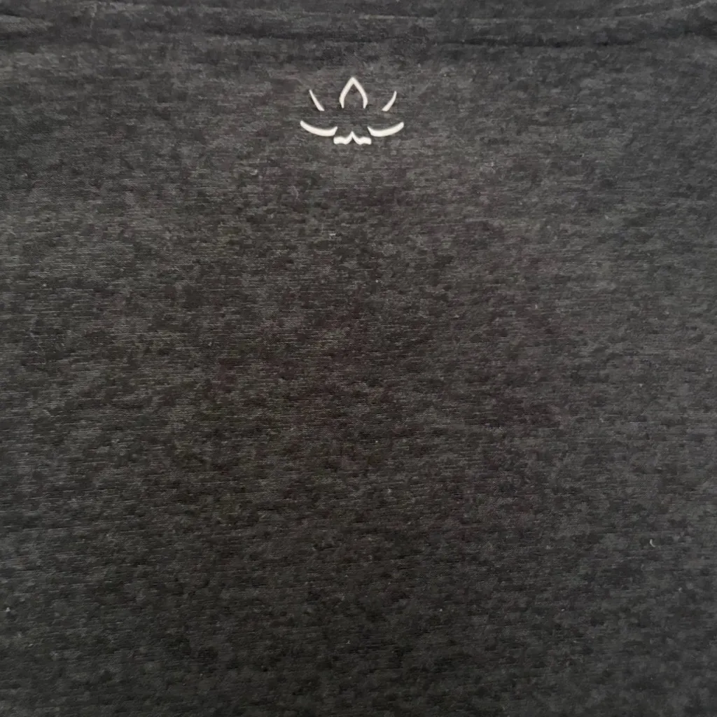 Beyond Yoga Featherweight Under Over Crop Tee - Image 4