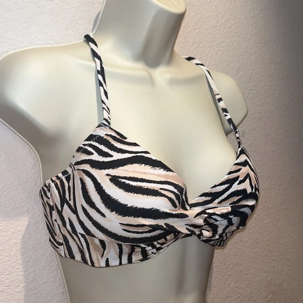 New Women’s Shade & Shore Zebra Print 34 C Bikini Top NWT - Image 5