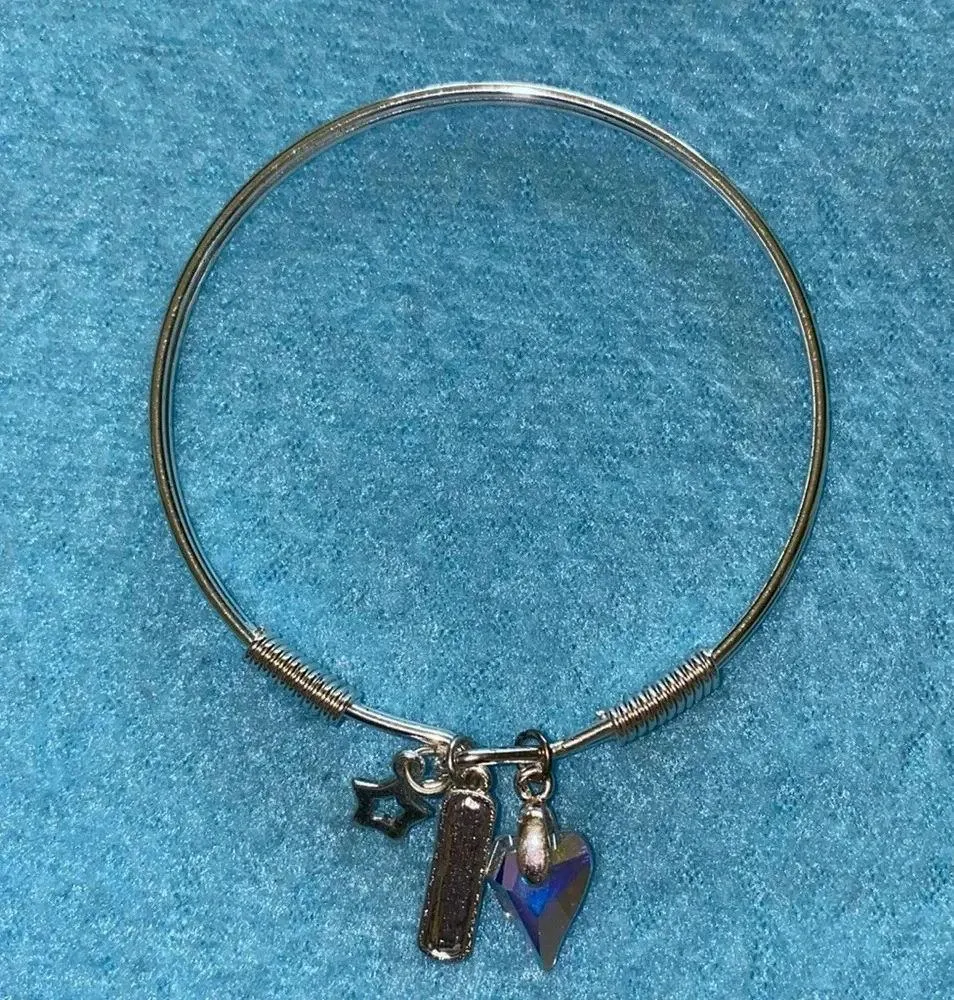 Charm bracelet Silver tone Dream charm Star charm and Crystal Heart charm NEW - Image 5