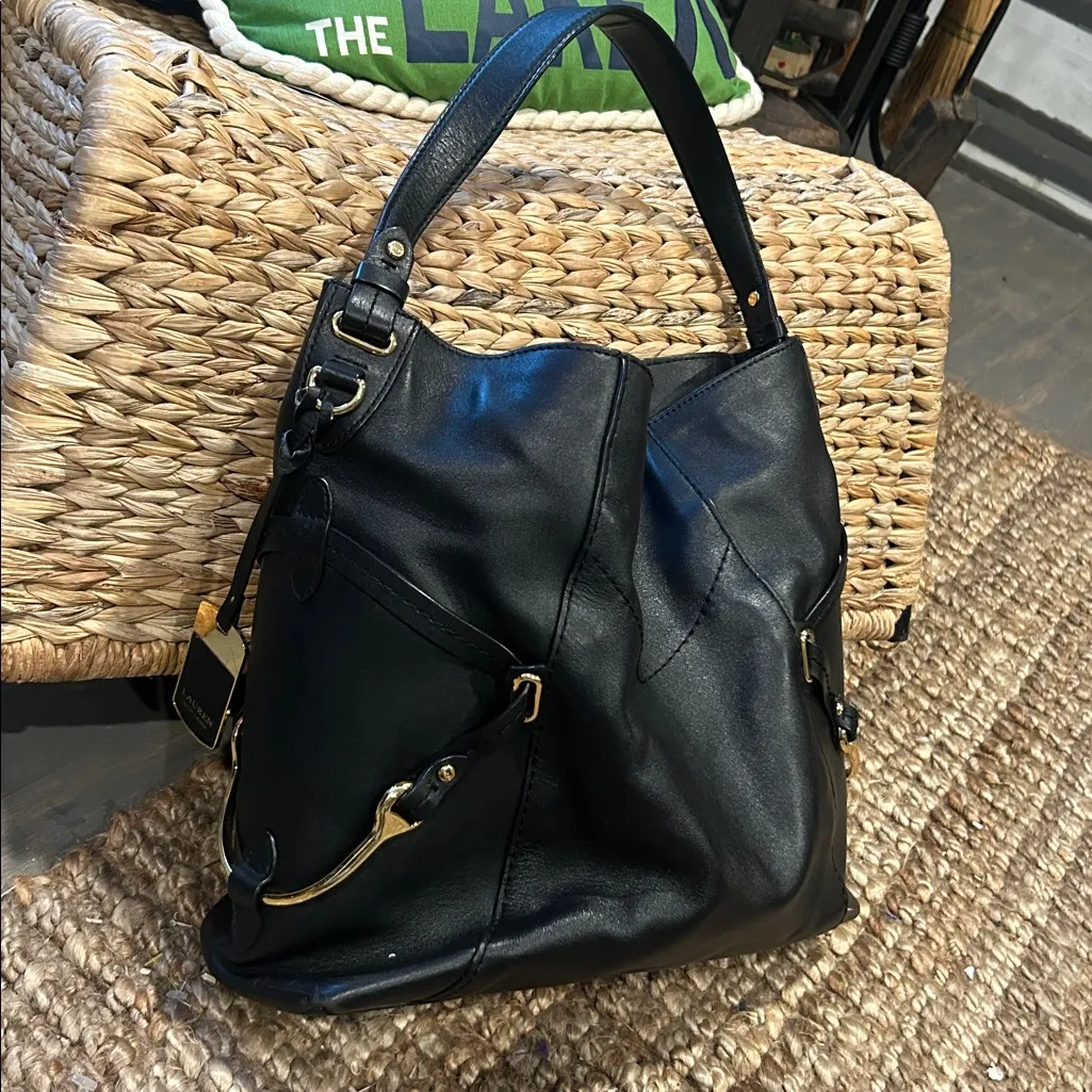 LAUREN RALPH LAUREN
Woodbridge Leather Large Hobo Black - Image 2