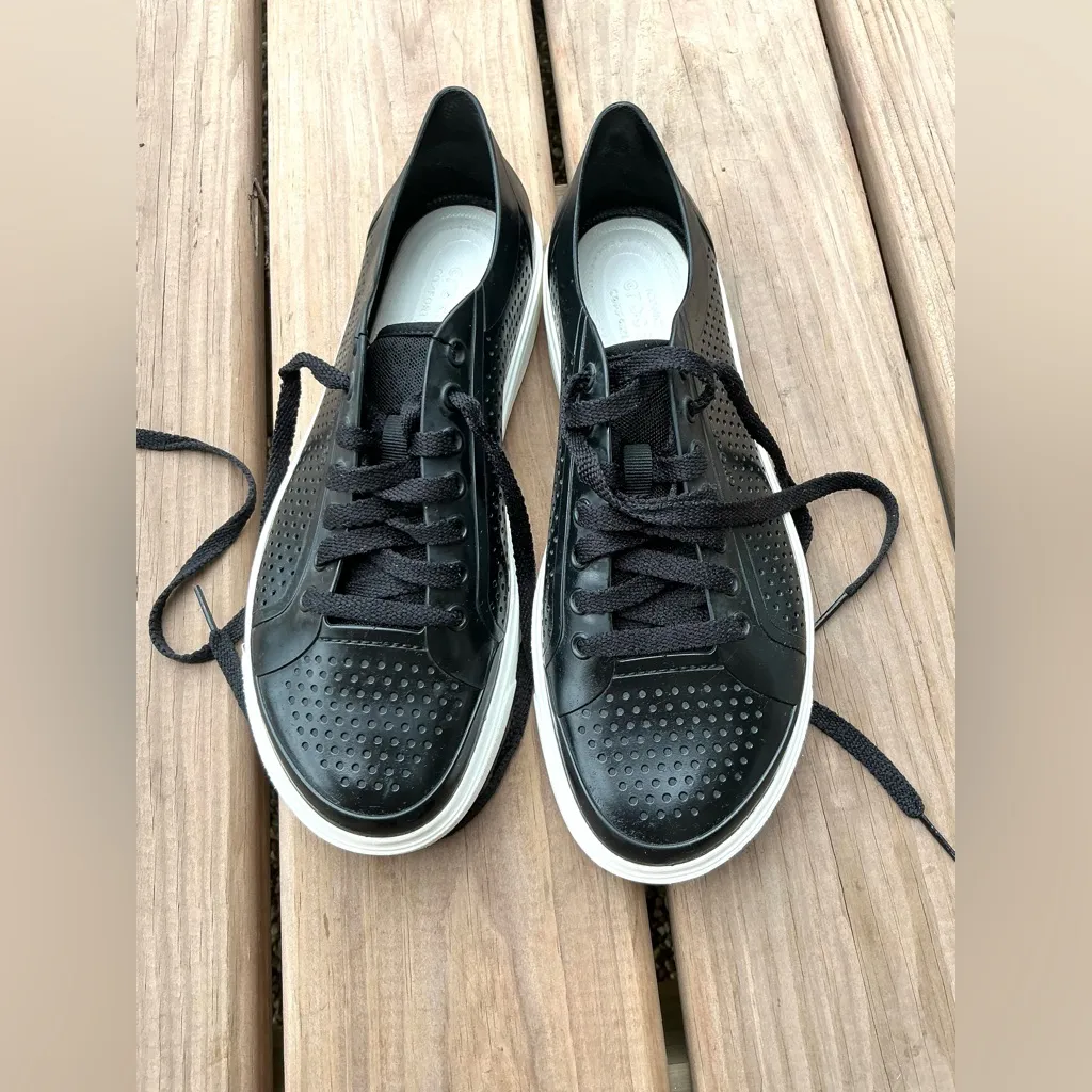 CROCS sneakers SO CUTE 🖤🖤 - Image 11