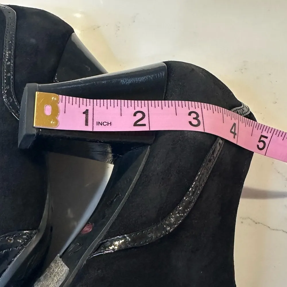 Clarks Artisan Black Suede and Patent Leather Heeled Shoes Classic Elegance - Image 4