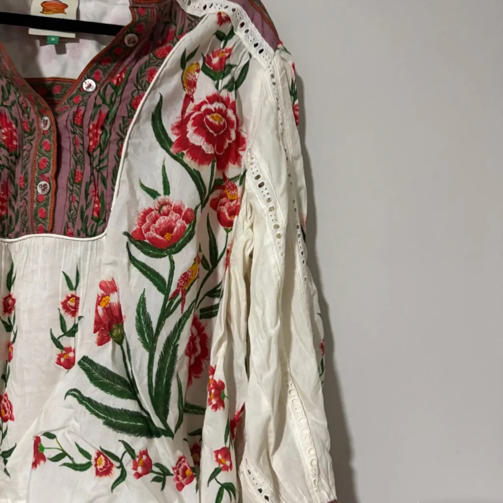 Farm Rio Off-White Ainika Delicate Blouse Embroidered Women’s Size M Eyelet - Image 5