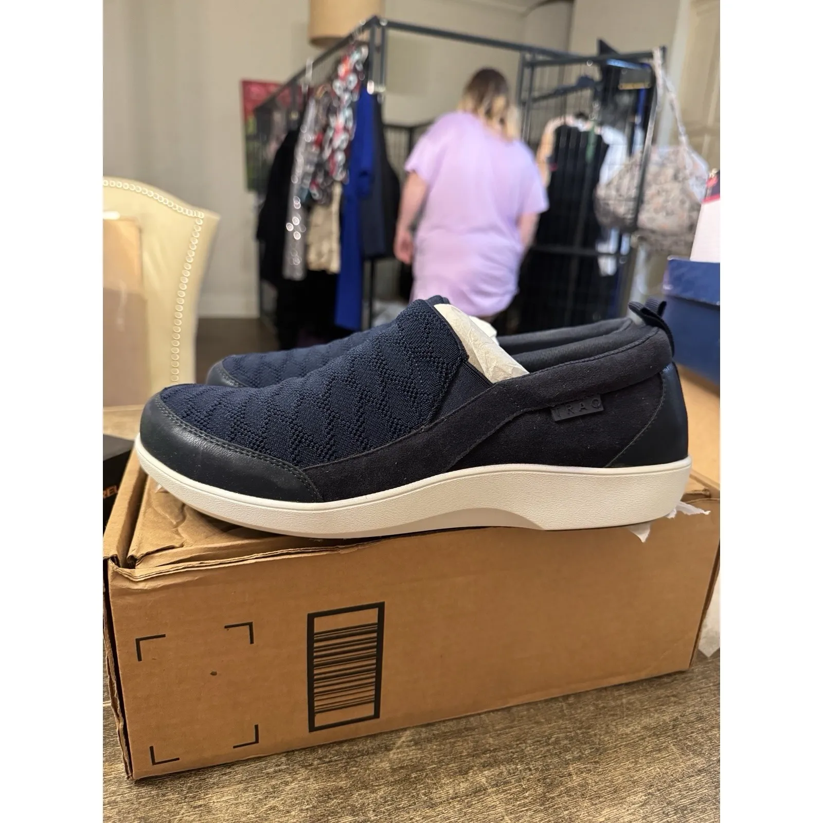 Traq by Alegria Women Size 42 US 11.5 - Image 3