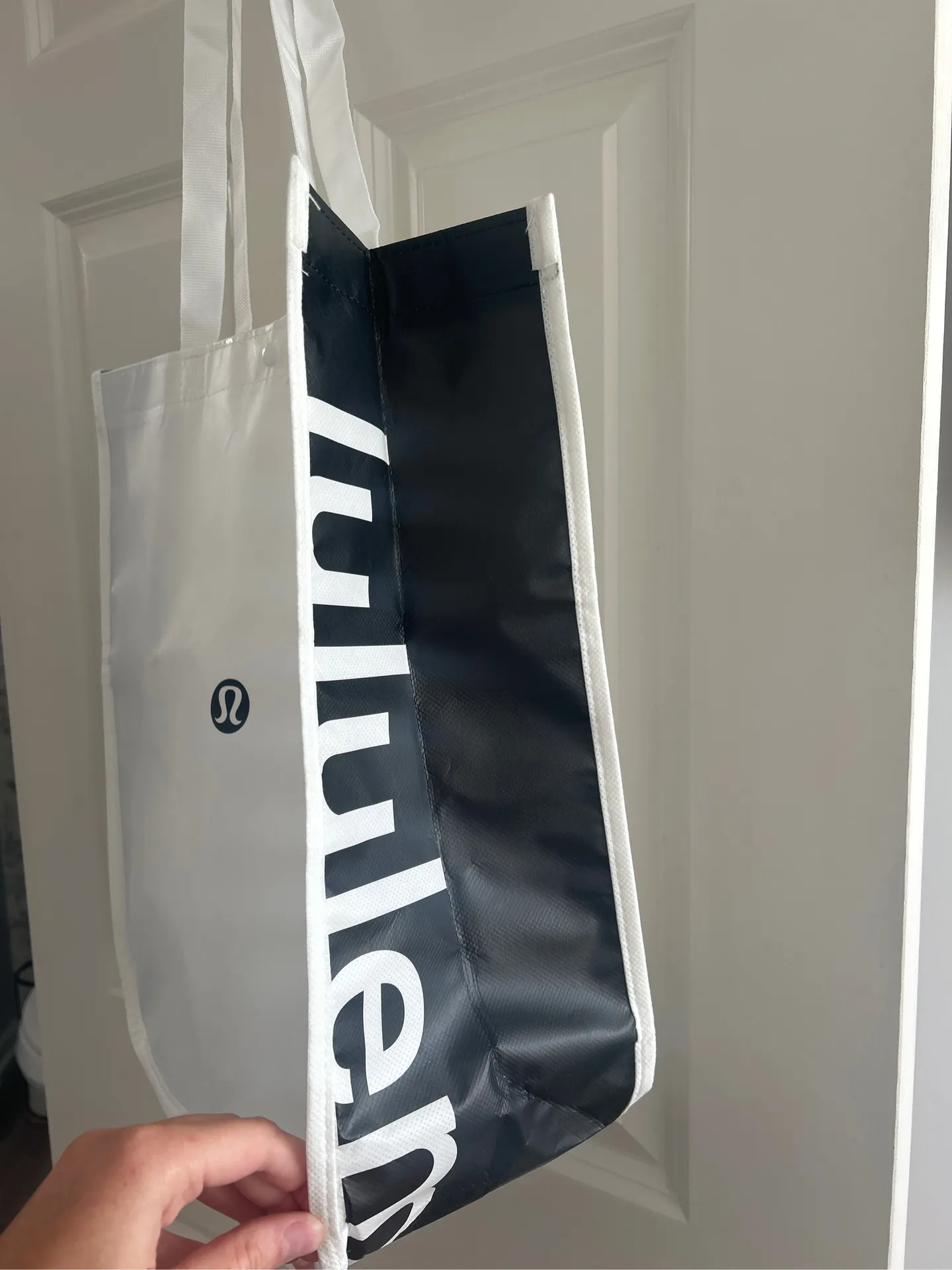 Lululemon bag  - Image 2