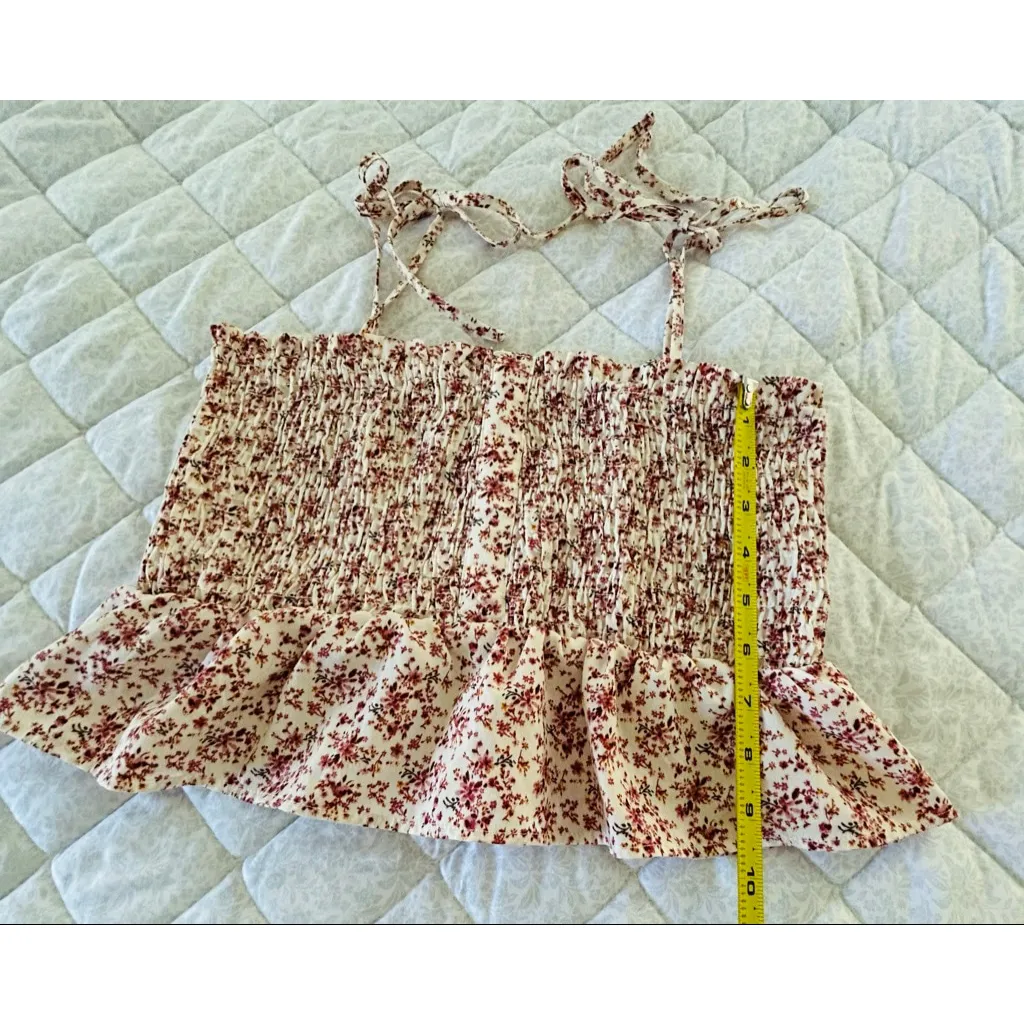 Women's Paper Crane Cream Burgundy Floral Smocked Peplum Crop Top M - Image 7