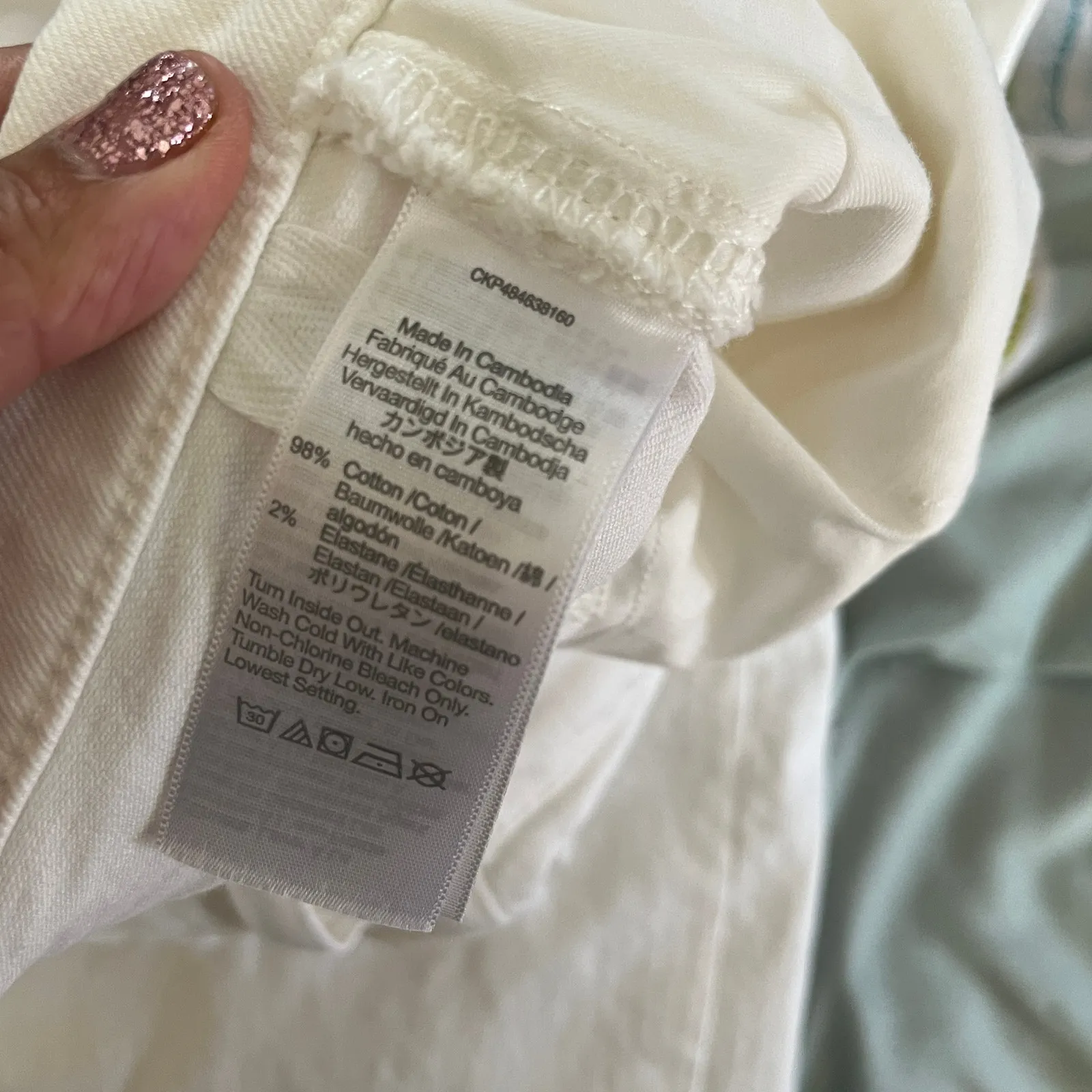 Madewell Women's The '90s Straight Crop Jeans White Cone Denim Raw Hem Size 28 - Image 6