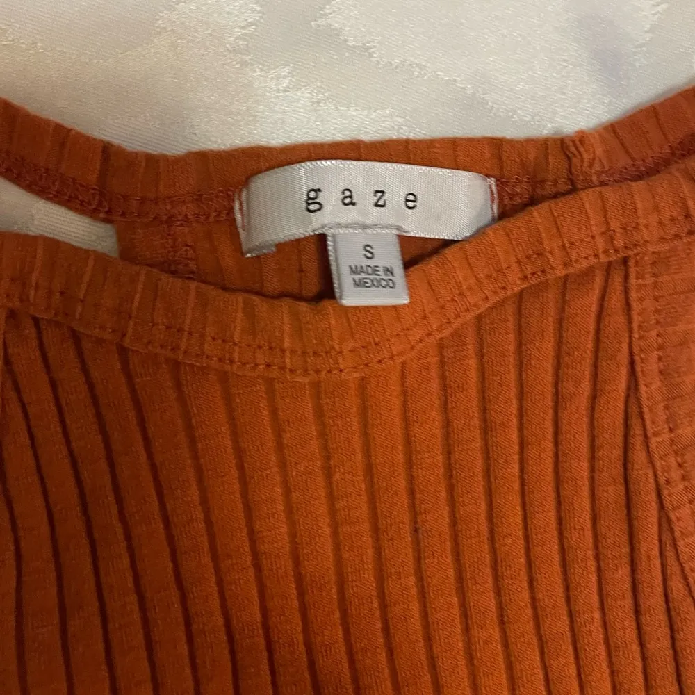 cropped orange razor back tank top - Image 2