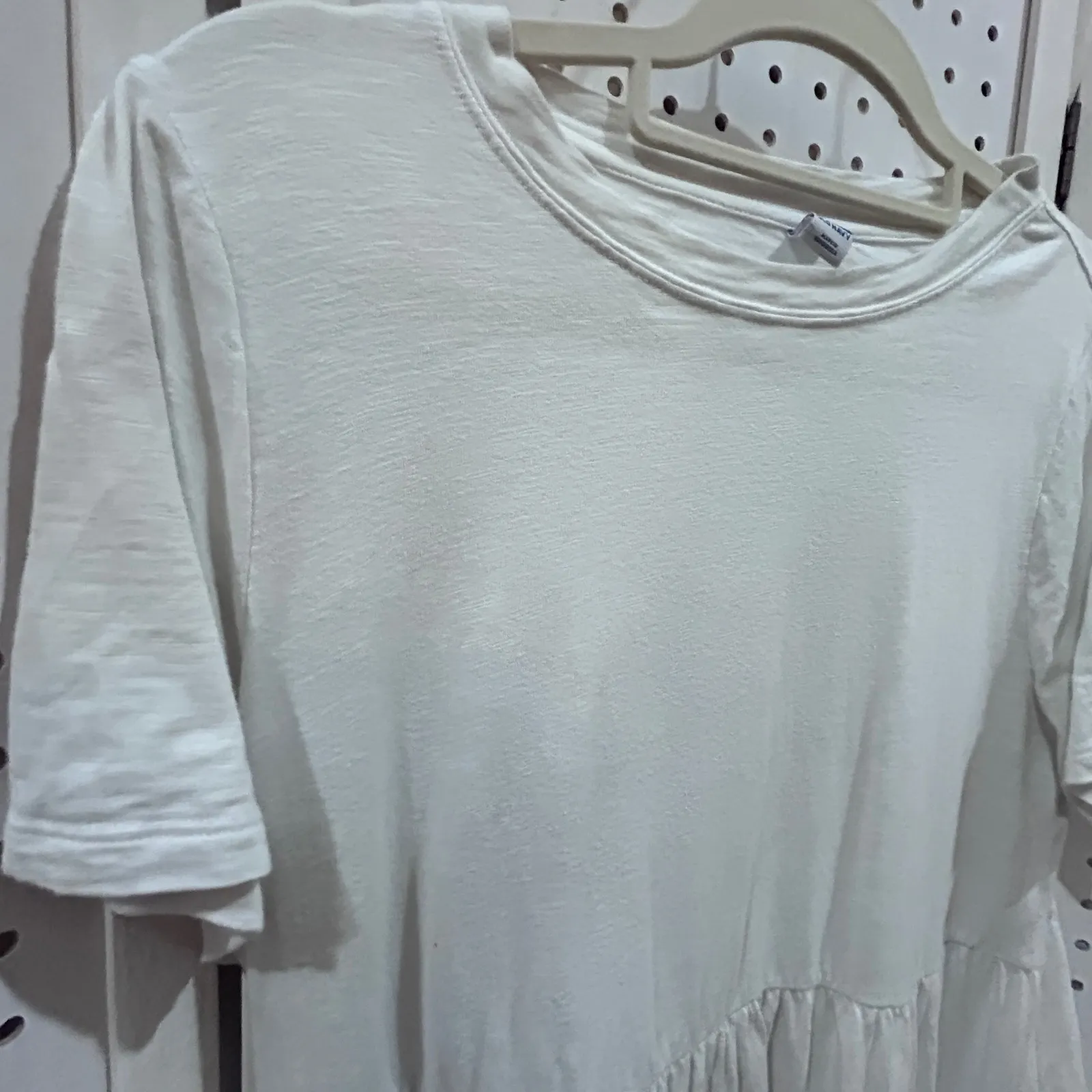 Old Navy White Tiered Ruffle T Shirt Dress Casual Comfort Size Medium - Image 3