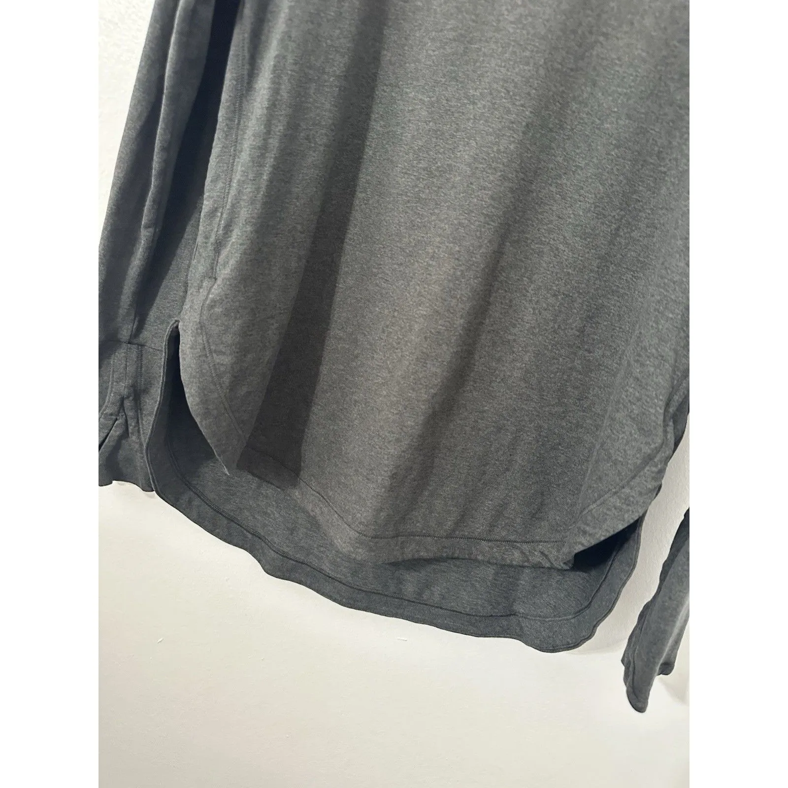 Athleta Uptempo Top Long Sleeve Athletic Tunic Heathered Gray Small Shirt - Image 2