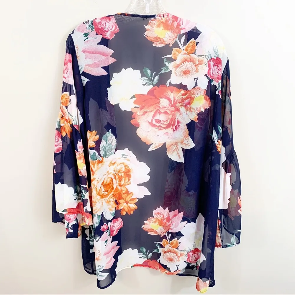Le Lis navy floral bell sleeve kimono - Image 5