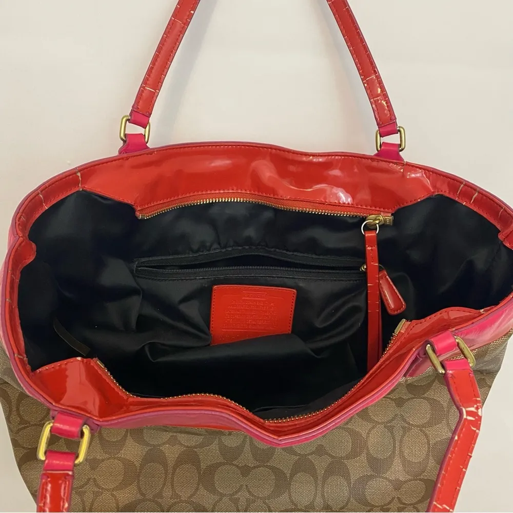 Coach 29783 Patent Leather/ Canvas Logo Tote Bag Khaki/Pink/ Orange zipper close - Image 5