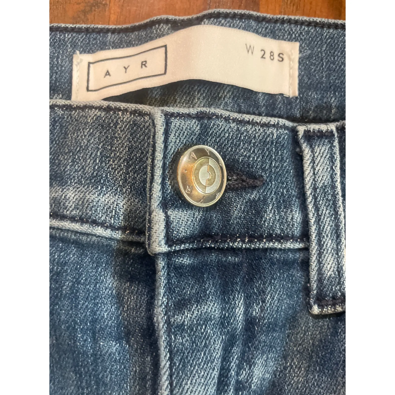 AYR The Bomb Pop Jeans SUSTAINABLE FASHION Size 28 S Frayed Hem Mid High Rise - Image 3