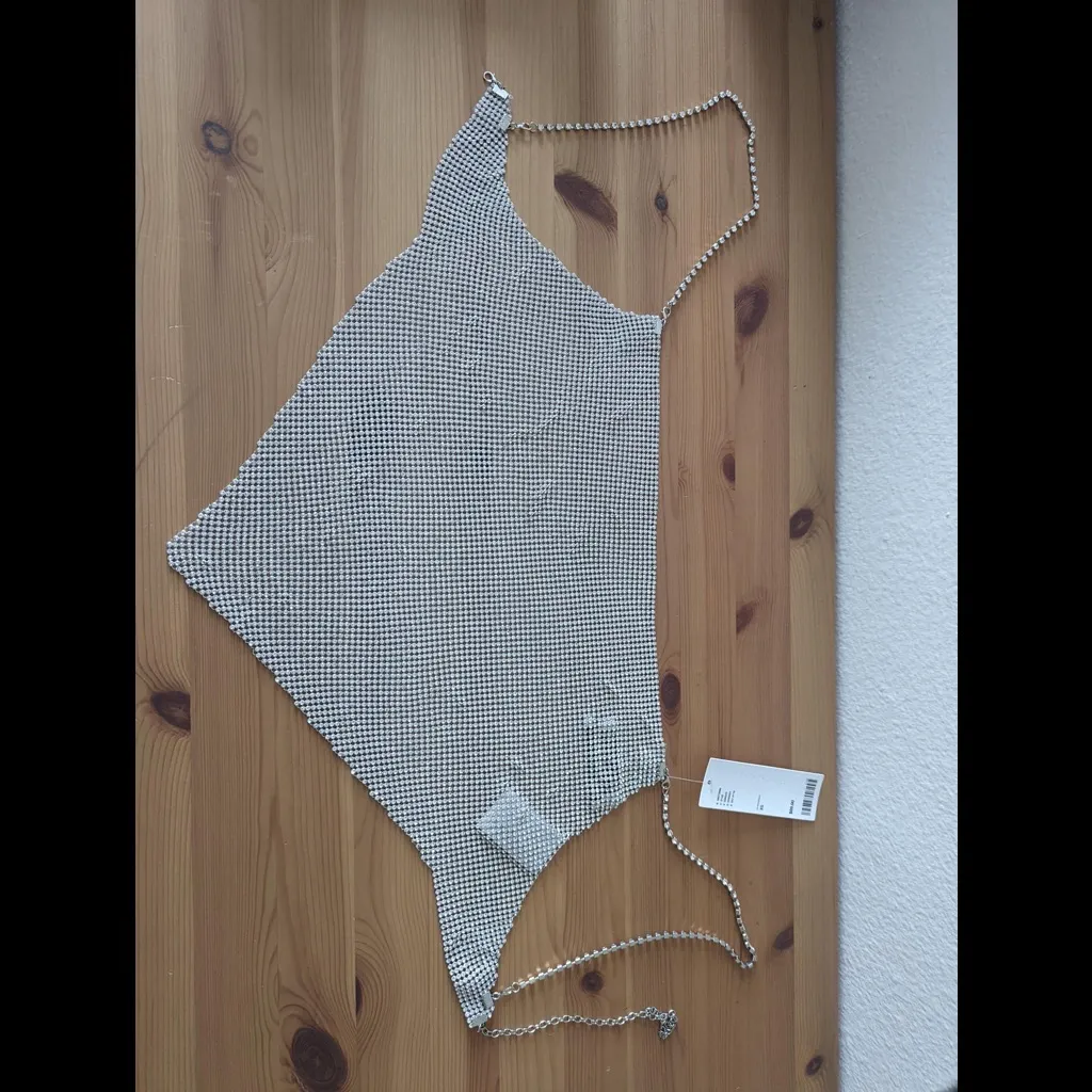 NWT UO That’s Hot Sparkly Silver Handkerchief Top Size XS - Image 5