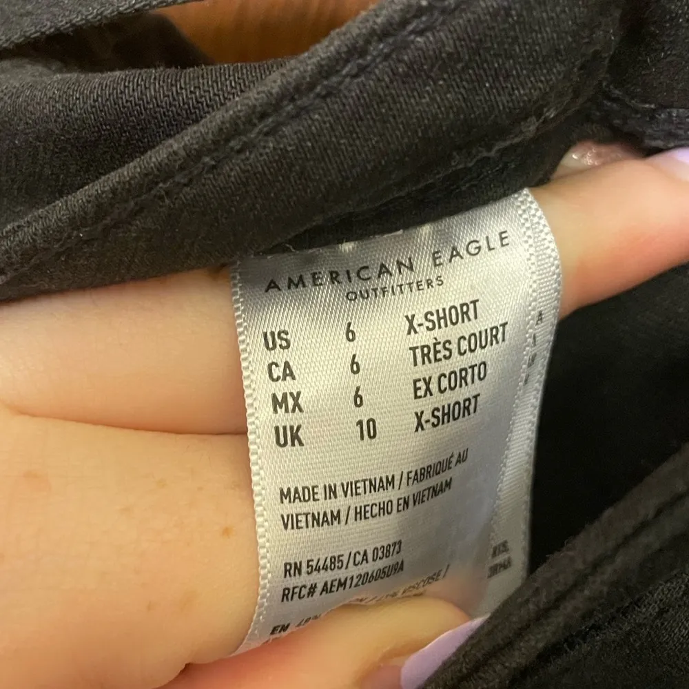 Highest rise black Jegging size 6 with bow belt - Image 3