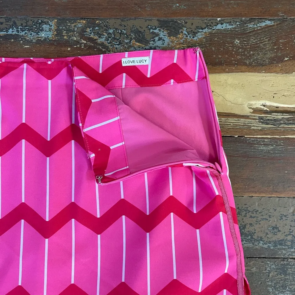 Golftini I Love Lucy Golf/Tennis Performance Skort SOLD OUT STYLE ~ Size 4 💚🍄 Pink - Image 5