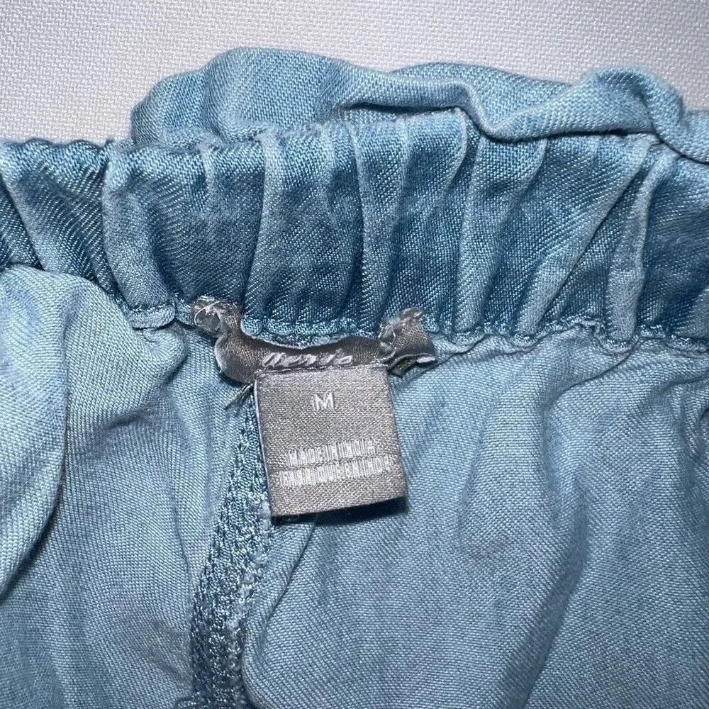Aerie Shorts Womens Medium Chambray Pull On Elastic Drawstring Waist Cuffed Blue - Image 2