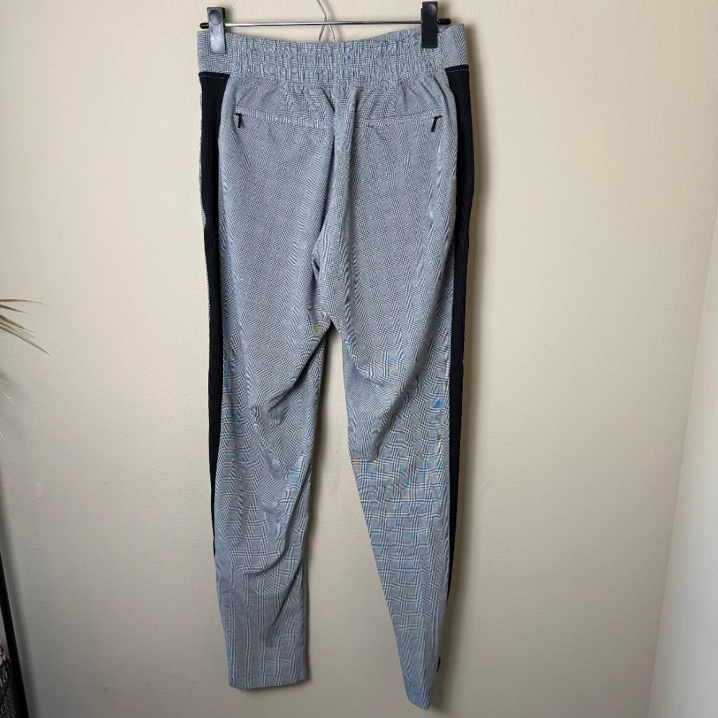 Athleta Brooklyn Plaid Ankle Pant Womens 4T Tall Black White Athleisure Travel - Image 2