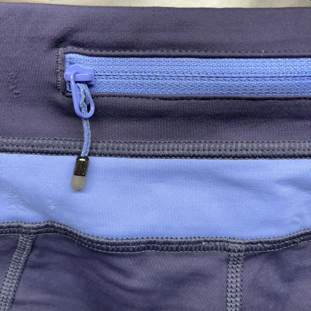 lululemon athletica Navy and Light Blue‎ Leggings - Image 4