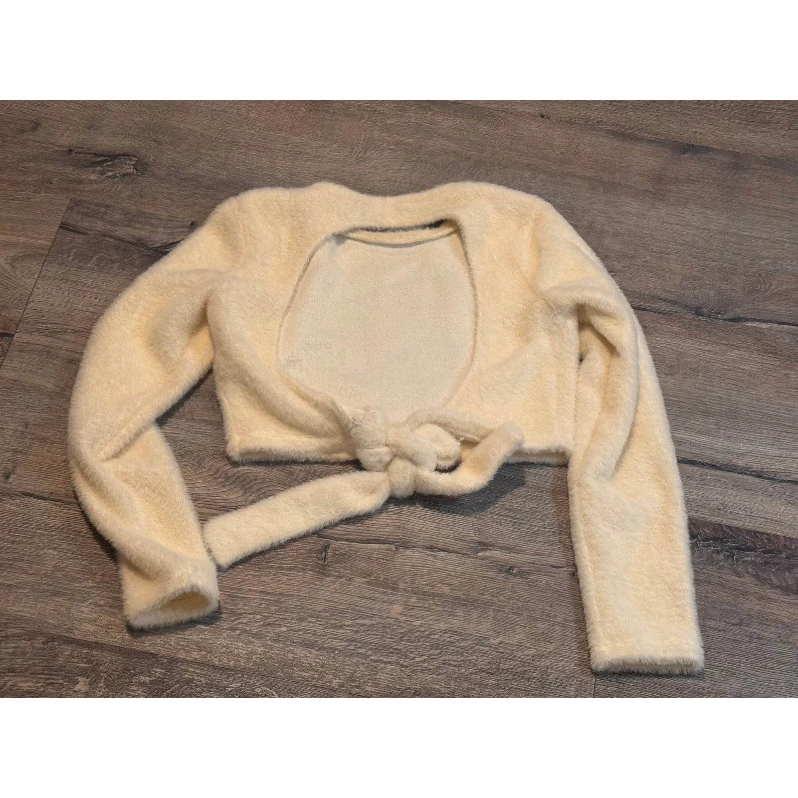 Zara open back with tie women's shirt, size‎ small - Image 6