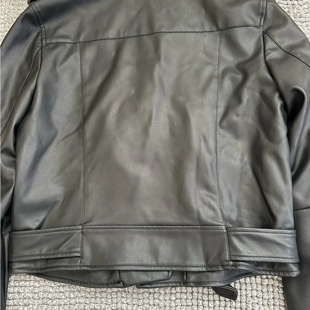 Calvin Klein leather jacket - Image 2