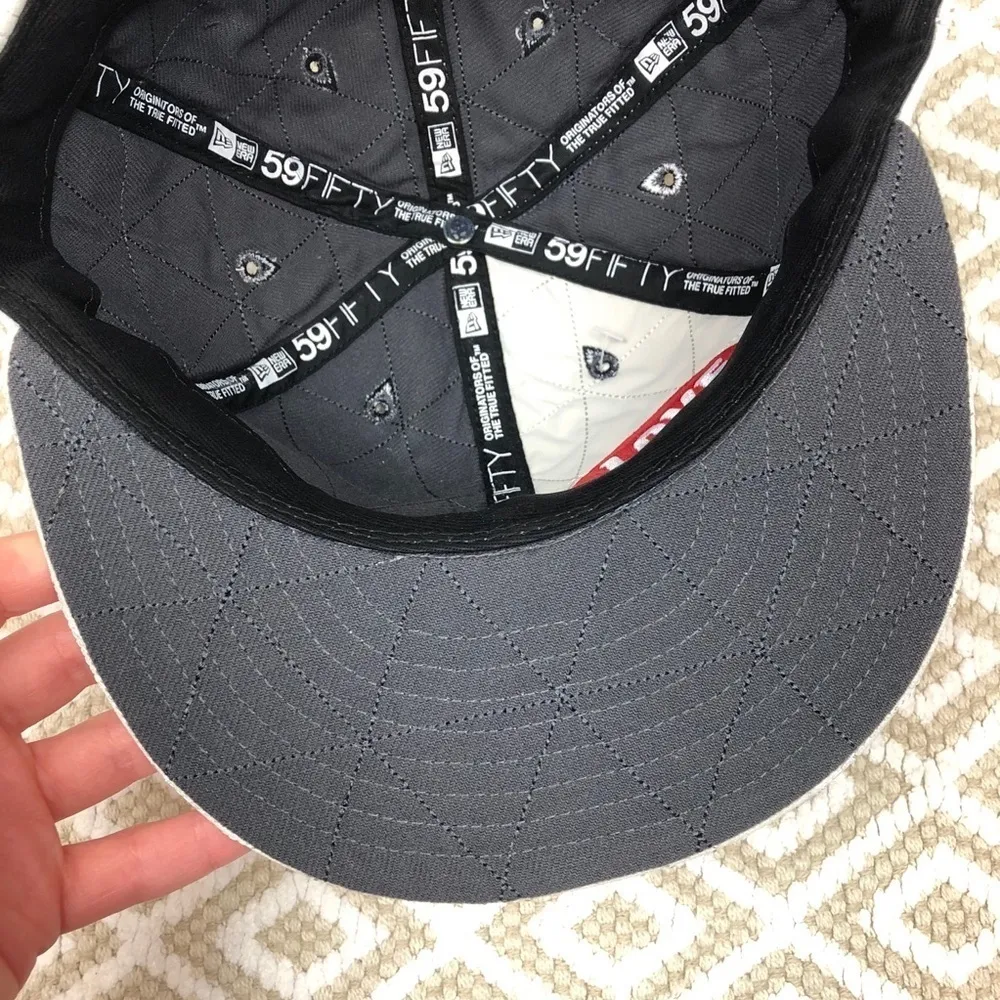 Helly Hansen x New Era Rare Love Campaign New NWT 7 - Image 6