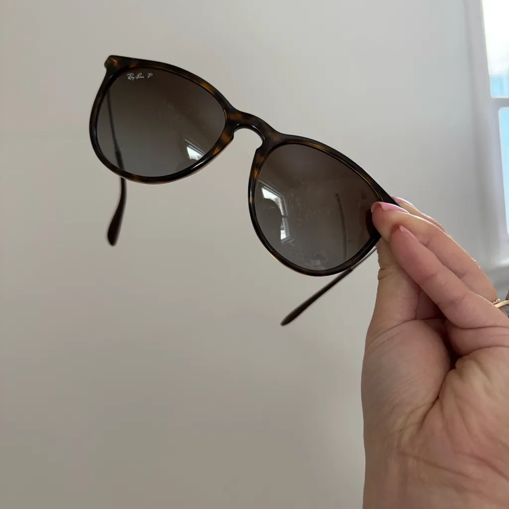 Ray-Ban Erica polarized Classic Brown Sunglasses - Image 8