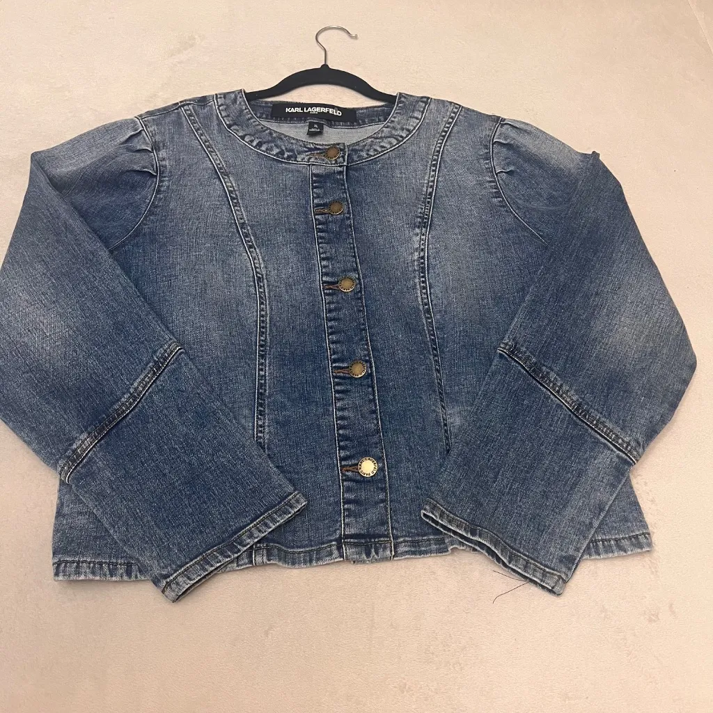 Karl Lagerfeld Paris Denim Jacket Women Blue Button Front Cropped Blazer Sz XL - Image 10