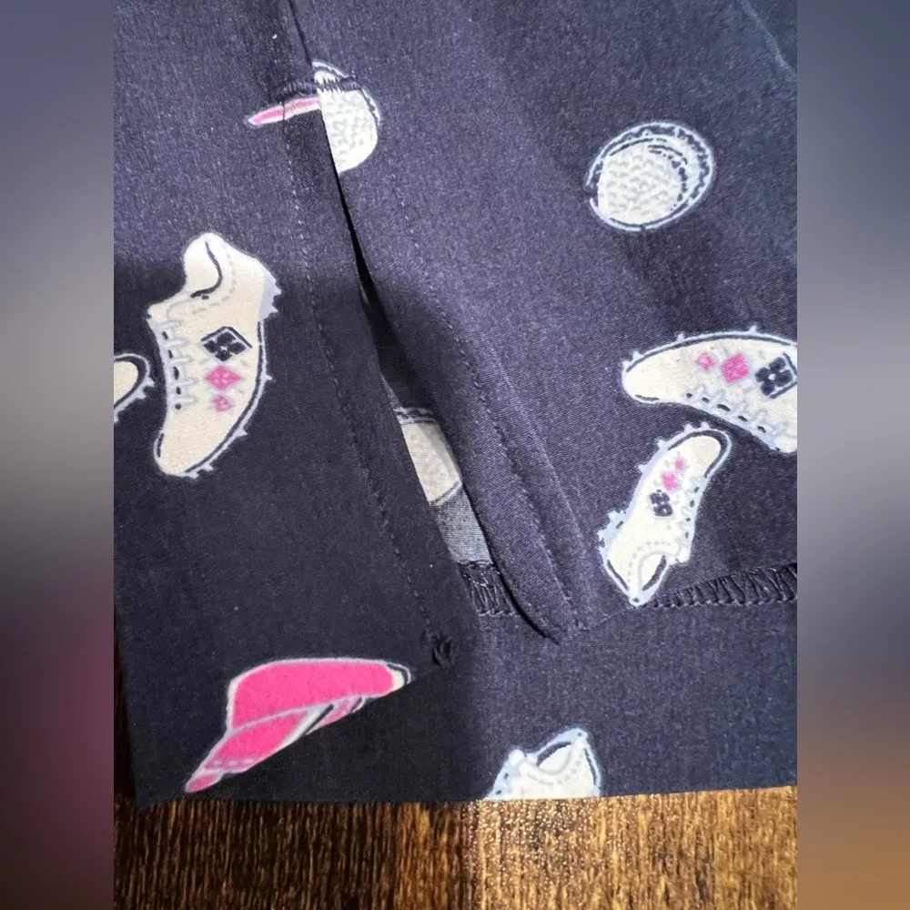 IZOD Golf | ladies golf print skort. Size: 8 - Image 4