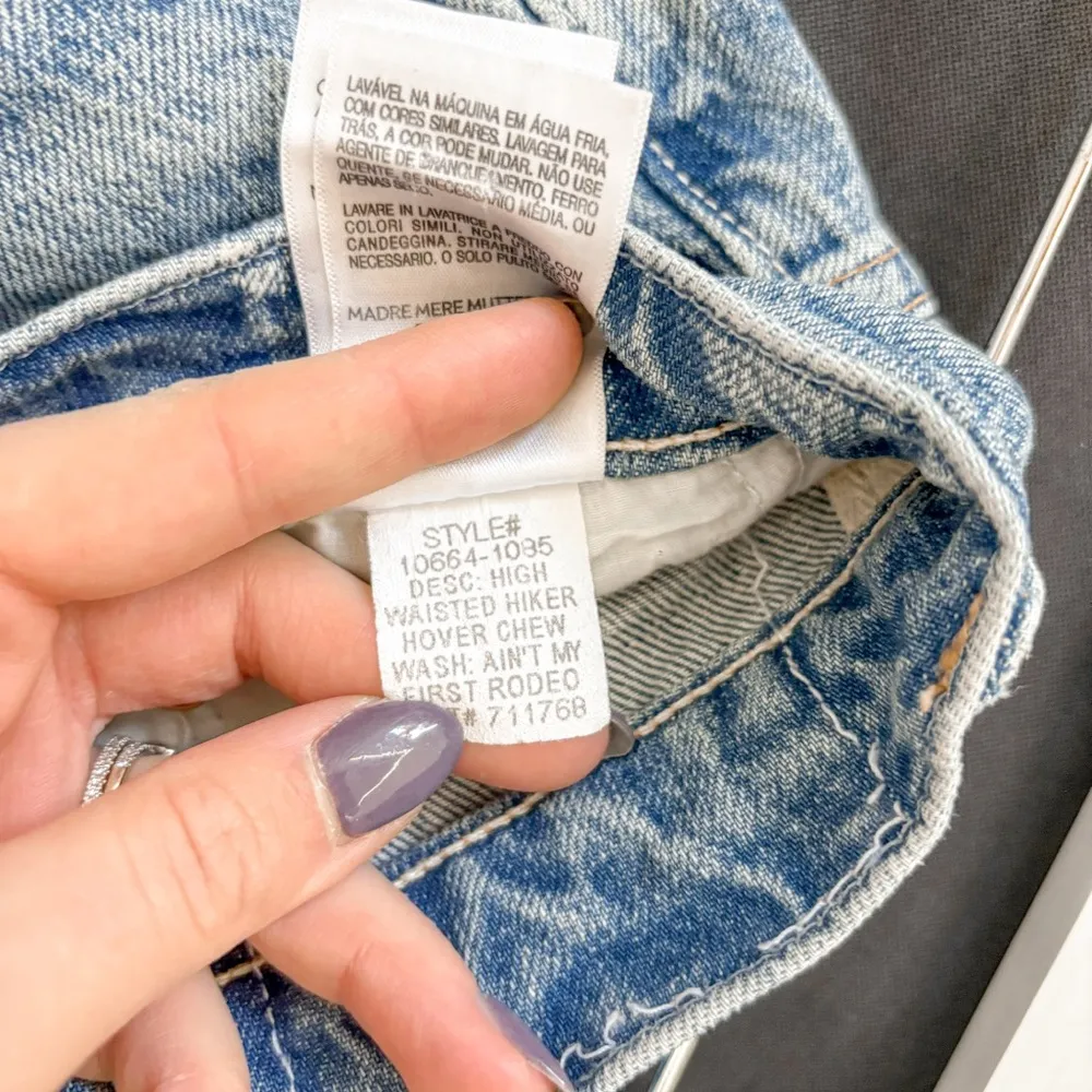 NEW Mother High Waisted Hiker Hover Chew Jeans Ain’t My First Rodeo Blue Size 29 - Image 11